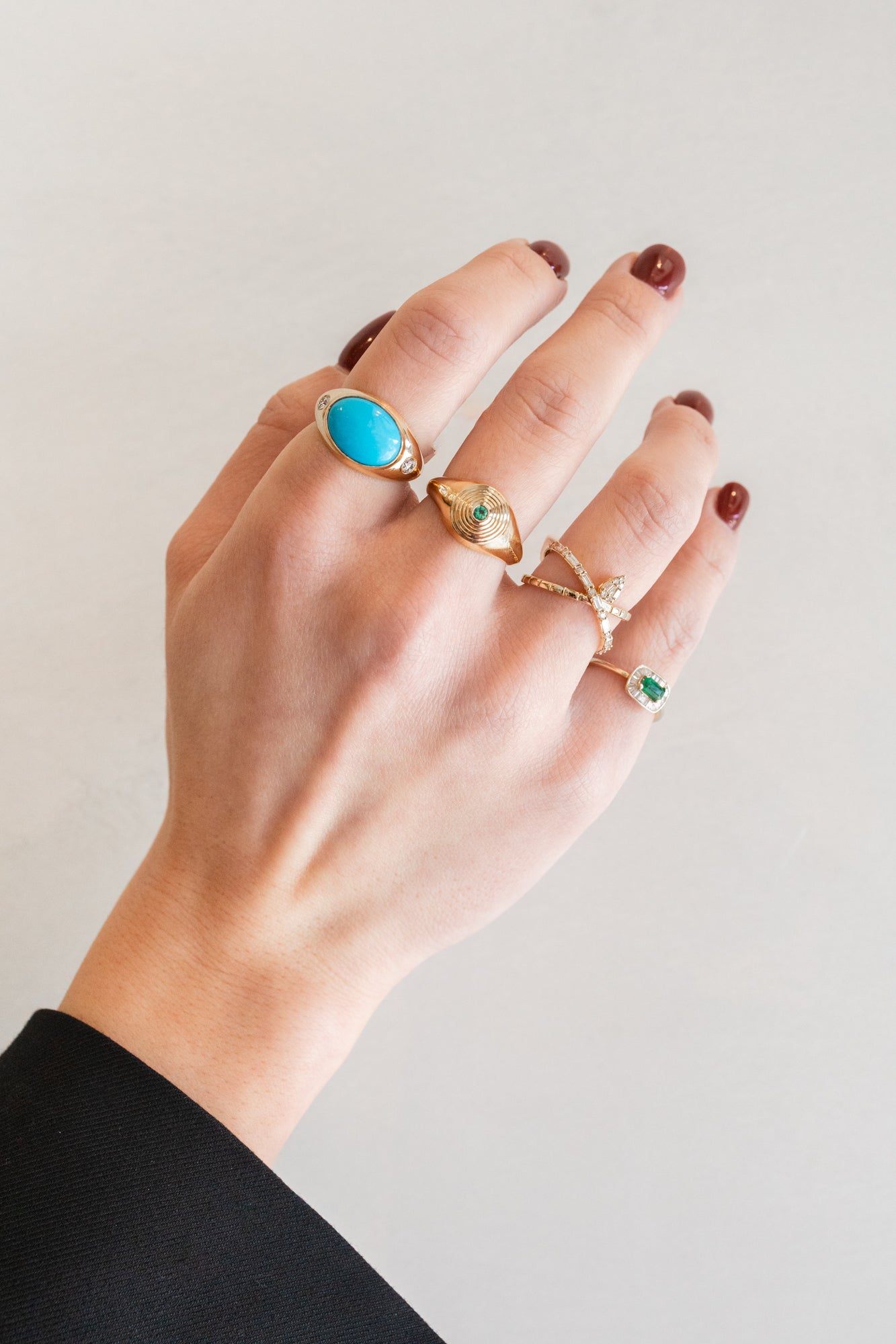 14K Gold Swirl Ridged Emerald Signet Ring