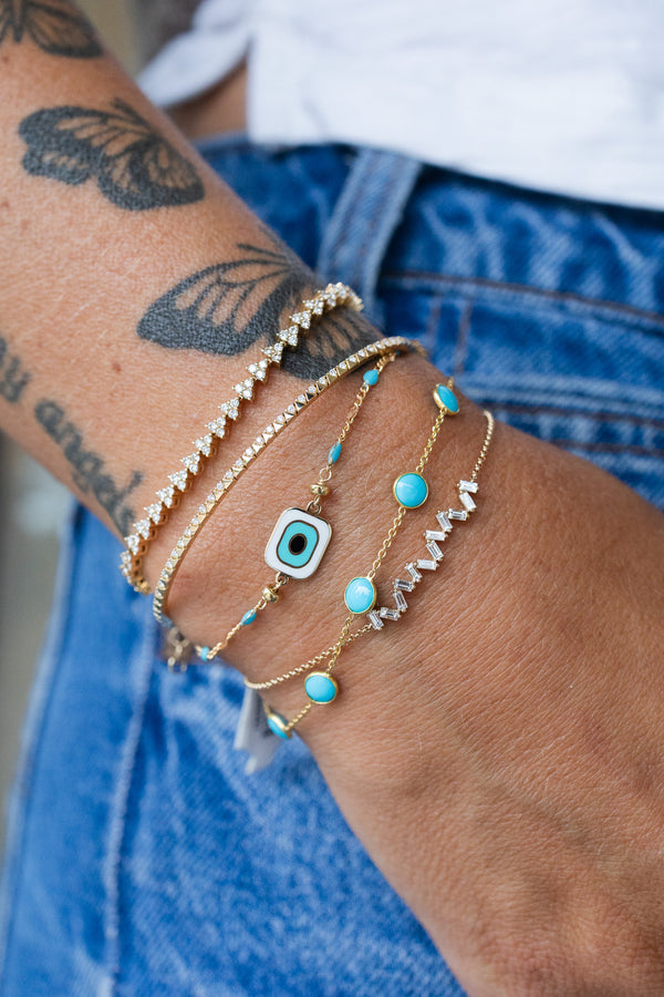 18K Gold Round Turquoise Station Bracelet