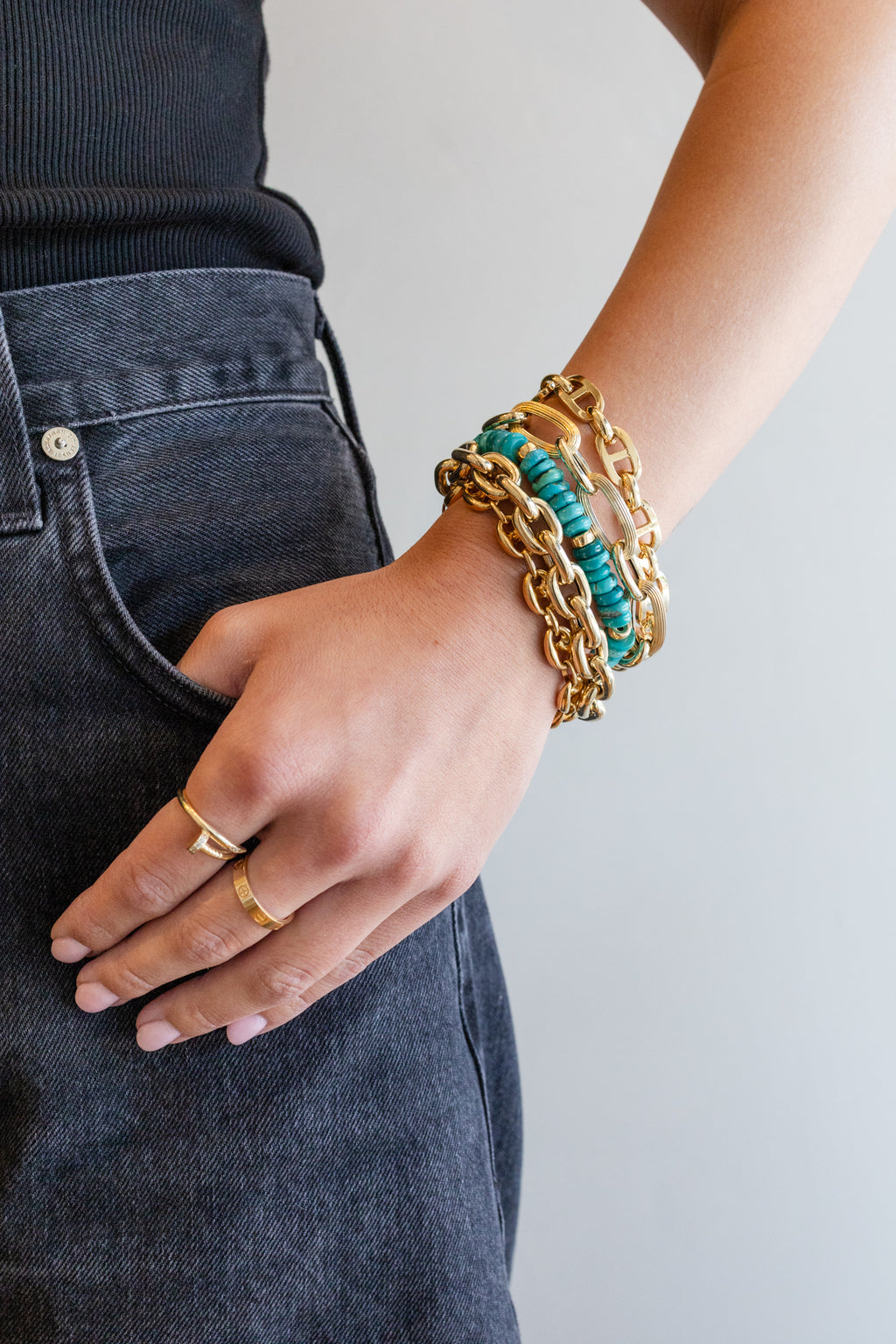 Chunky 14K Gold Ovalish Link Bracelet