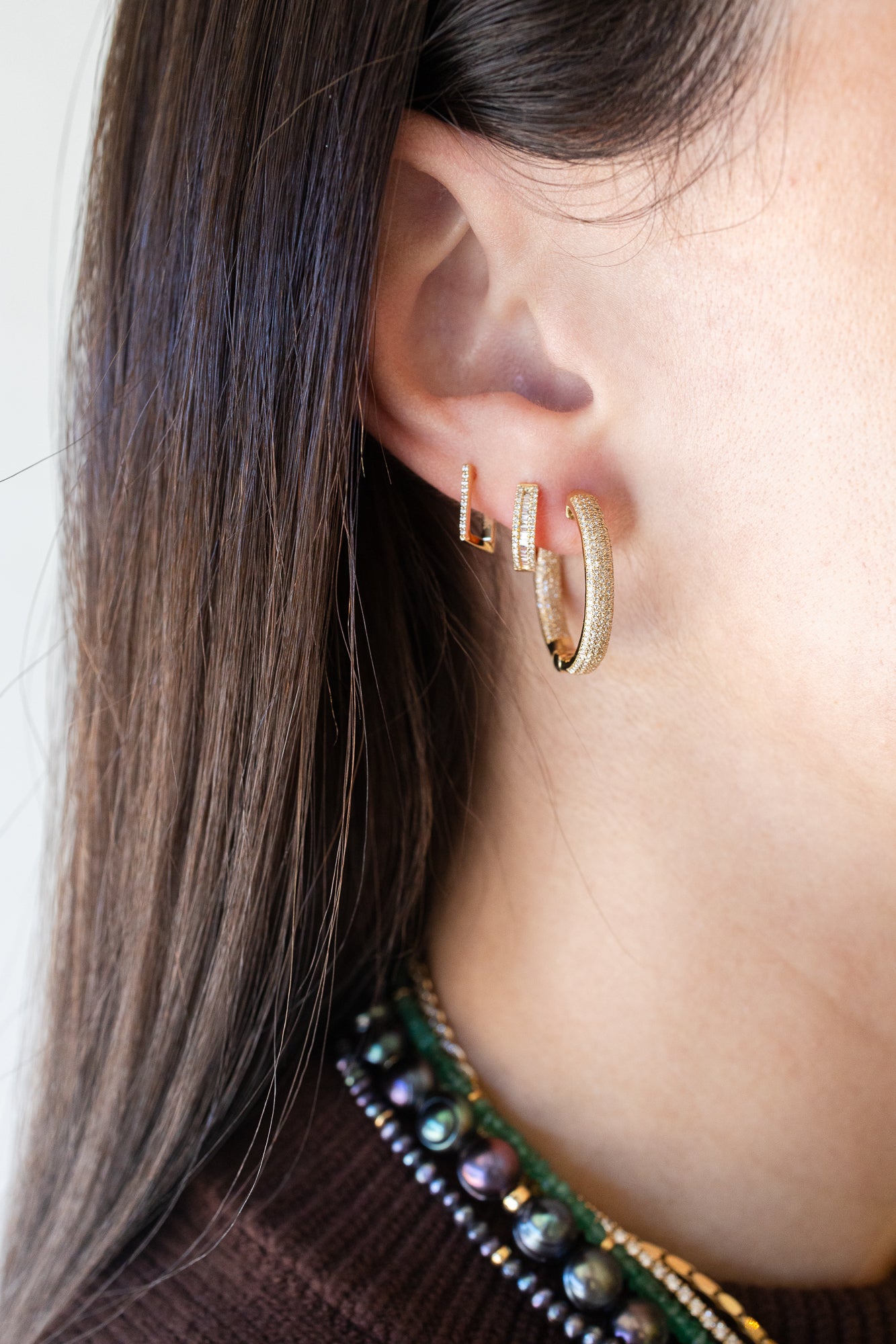 1" 14K Gold 4mm Inside Out 1.14ct Diamond Tube Hoops