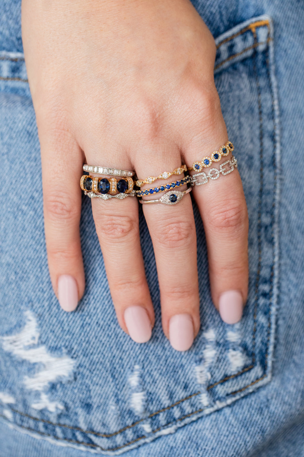 14K Yellow Gold Scallop Diamond Eternity Band